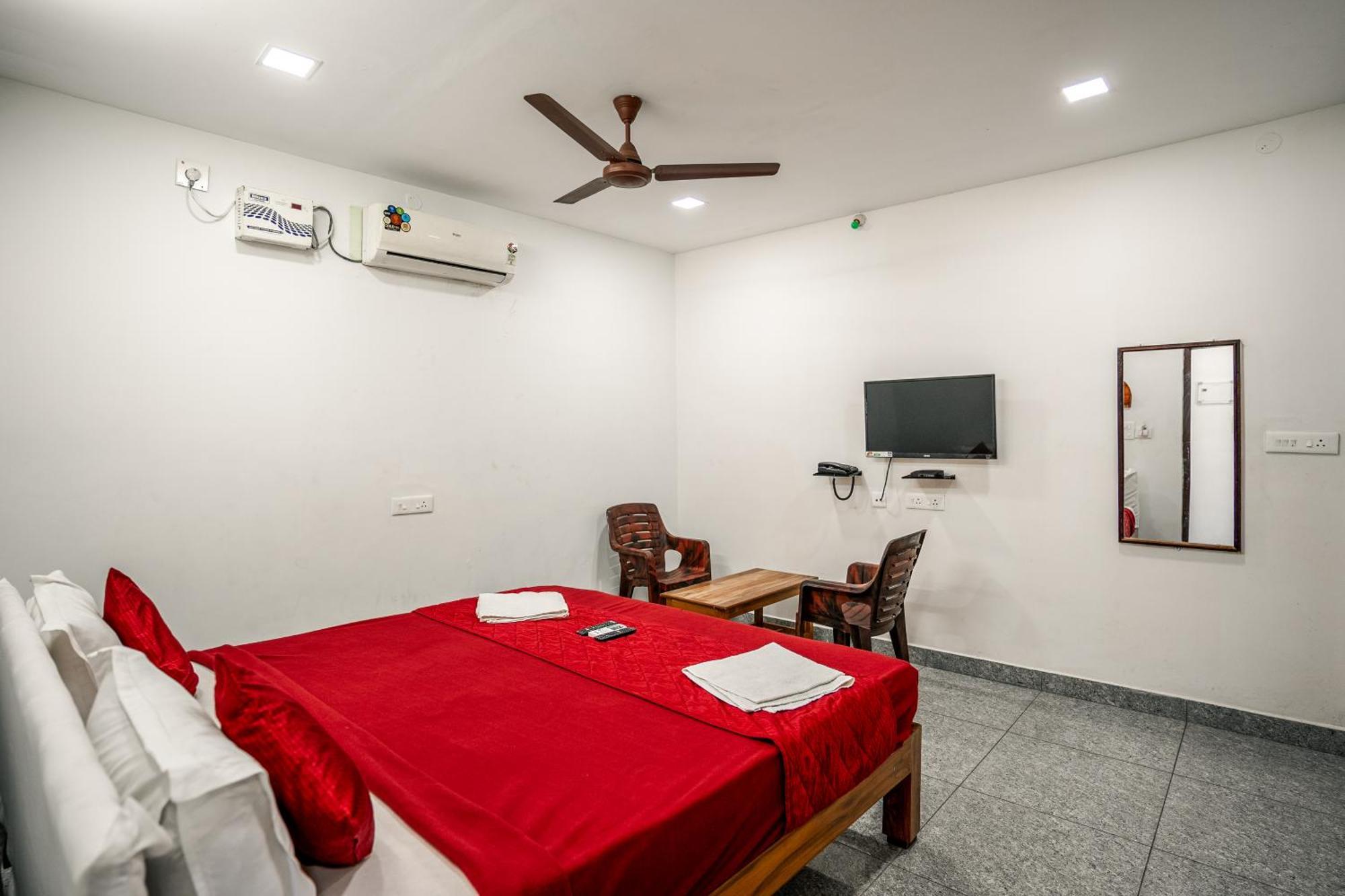 French Park Inn ปอนดิเชอรี ภายนอก รูปภาพ