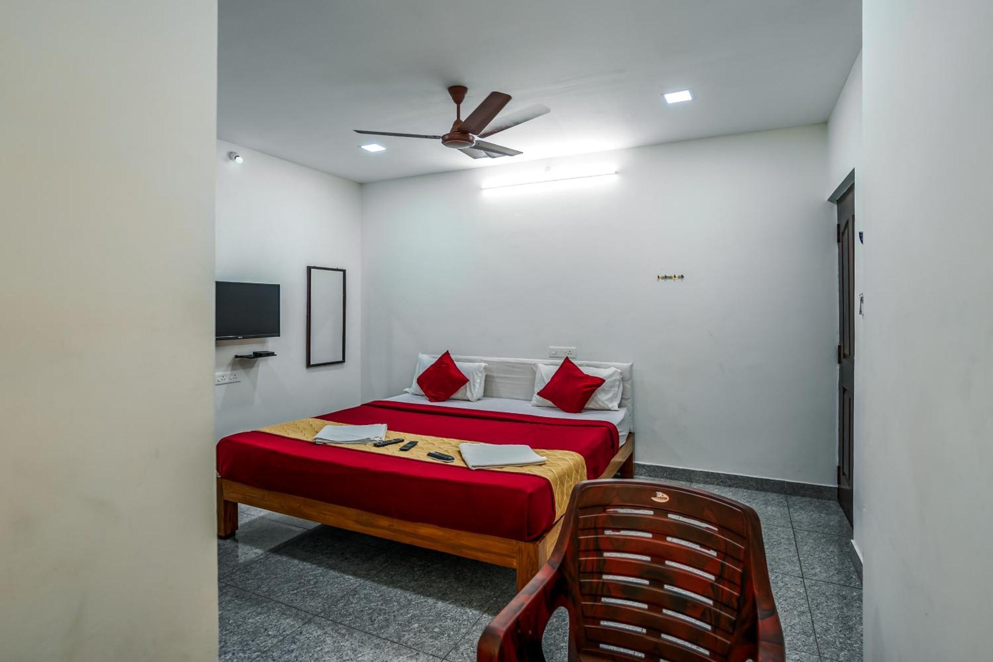French Park Inn ปอนดิเชอรี ภายนอก รูปภาพ