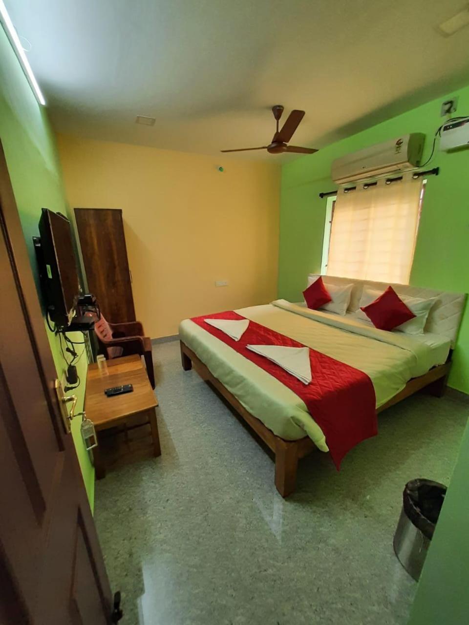French Park Inn ปอนดิเชอรี ภายนอก รูปภาพ